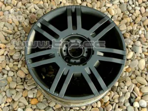 Plastidip Gloss Effect Liquid Vinyl Spray - Image 1